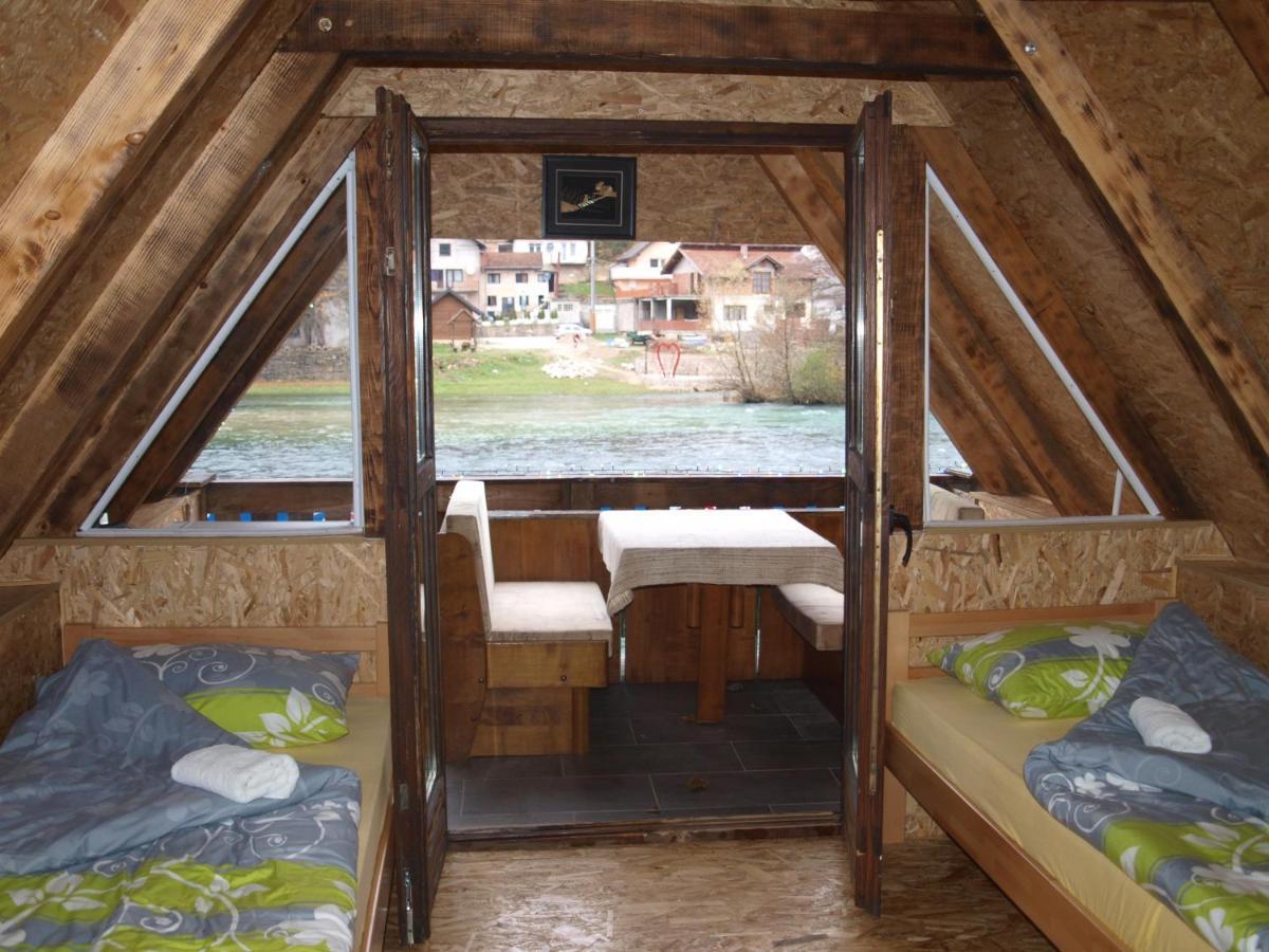 Alfa Apartment Kulen Vakuf Luaran gambar